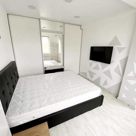 Fantastic Central Apartment Кишинев Екстериор снимка