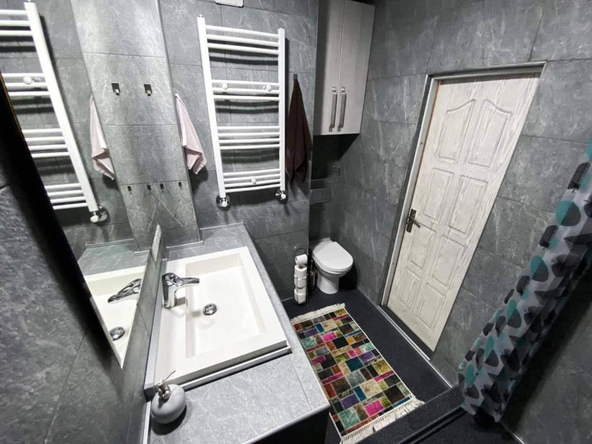 Fantastic Central Apartment Кишинев Екстериор снимка
