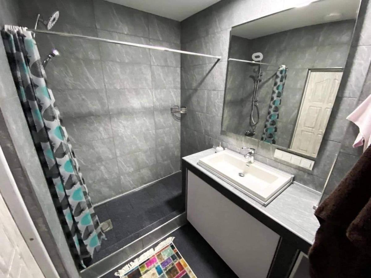 Fantastic Central Apartment Кишинев Екстериор снимка